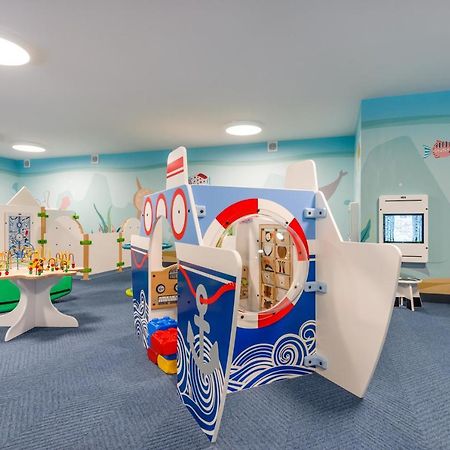 Apartament Lux Tukan A315 Nadmorskie Tarasy - Holiday City Kołobrzeg Kültér fotó